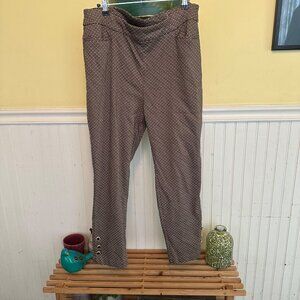 Chicos Brown Diamond-Pattern Stretch Pull-On Pants With Button Detail